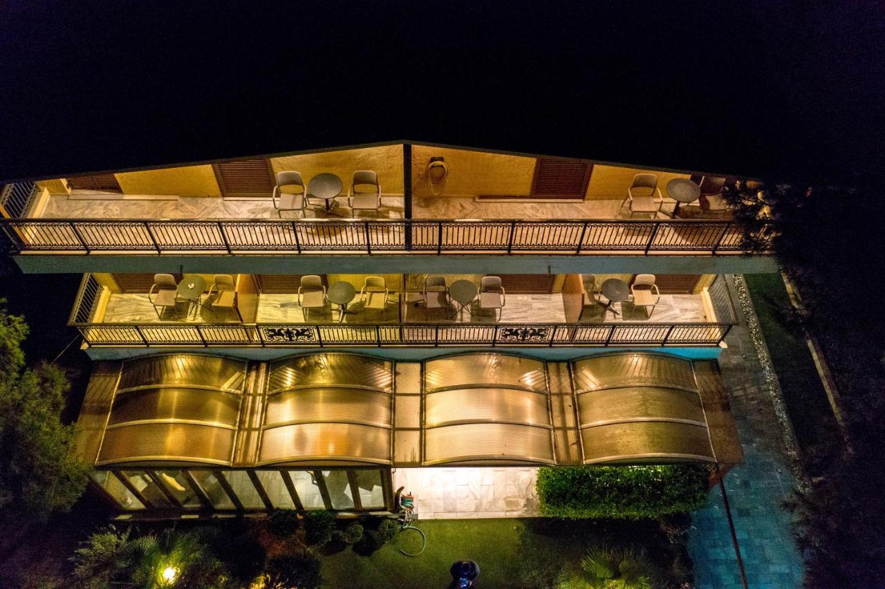 Hotel Chris Athens Exterior photo